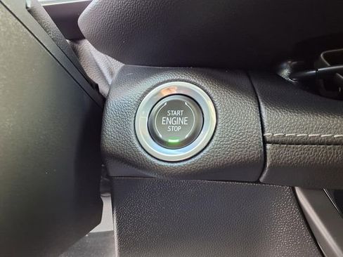 Used 2023 Buick Envision Essence FWD image 56