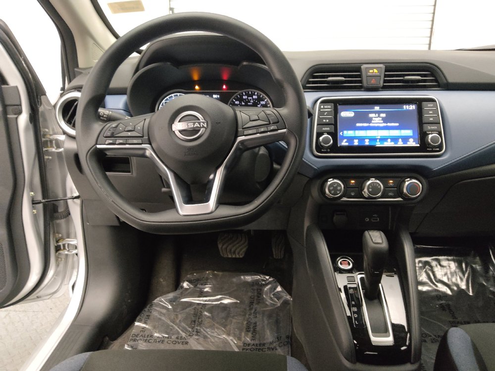 Used 2025 Nissan Versa SV FWD image 22
