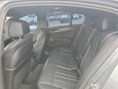 Used 2023 BMW M550i xDrive w/ Executive Package AWD/4WD image 28