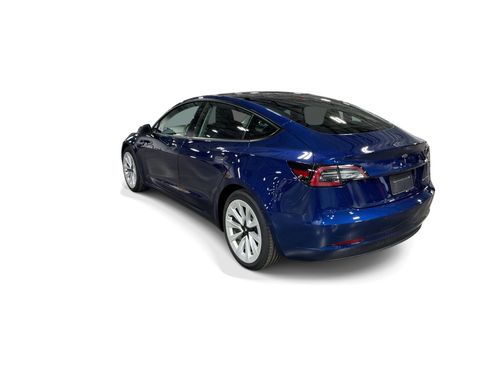 Certified 2022 Tesla Model 3 Long Range AWD/4WD image 4