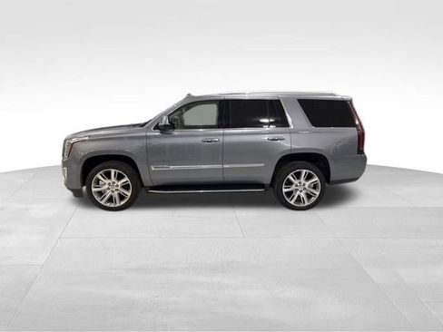 Used 2019 Cadillac Escalade Premium Luxury image 4