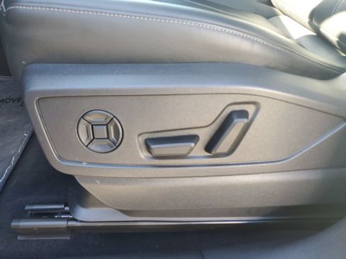 Used 2025 Audi Q5 Premium Plus AWD/4WD image 23
