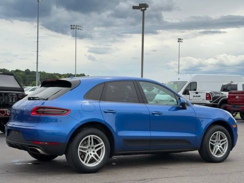 Used 2018 Porsche Macan AWD/4WD image 42
