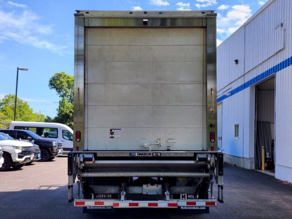 Used 2023 Ford F650 2WD Regular Cab Super Duty image 4