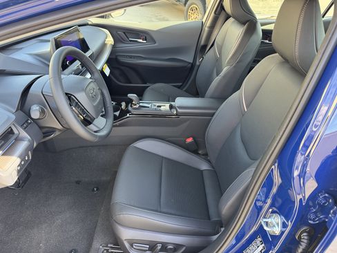 New 2026 Toyota Prius XLE image 2