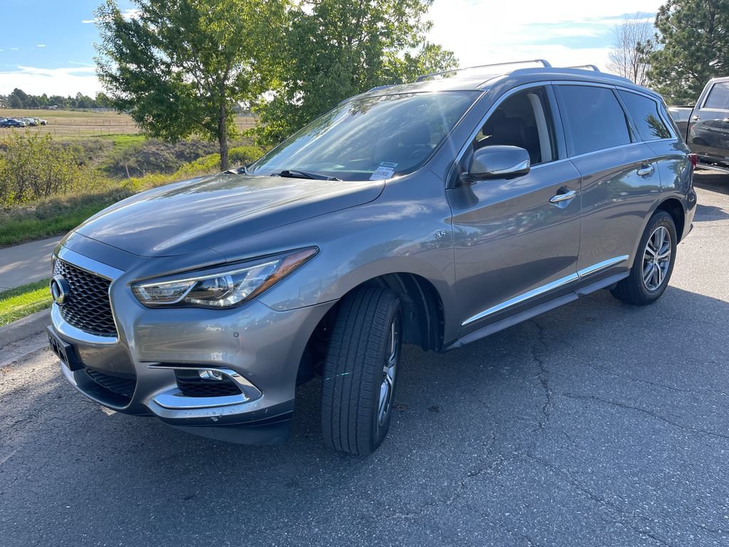 Used 2020 INFINITI QX60 Luxe w/ Essential Package AWD/4WD image 2