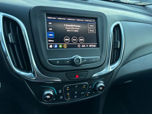 Used 2020 Chevrolet Equinox LT w/ Driver Convenience Package image 24