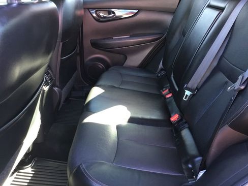 Used 2018 Nissan Rogue Sport SL w/ SL Premium Package AWD/4WD image 6