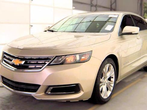 Used 2015 Chevrolet Impala LT FWD image 5