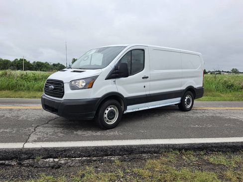 Used 2019 Ford Transit 150 130 Low Roof RWD image 2