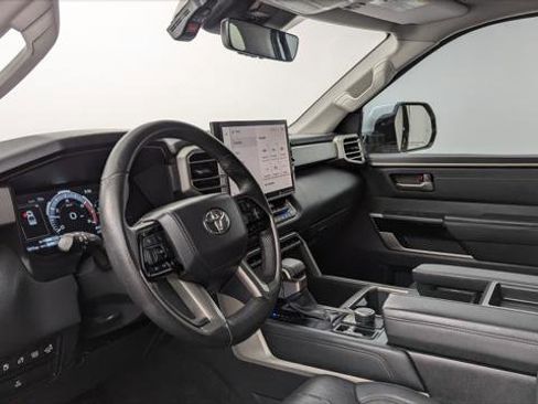 Used 2023 Toyota Tundra Limited image 23