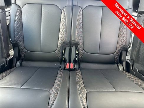 Used 2023 Jeep Grand Cherokee L Summit AWD/4WD image 22