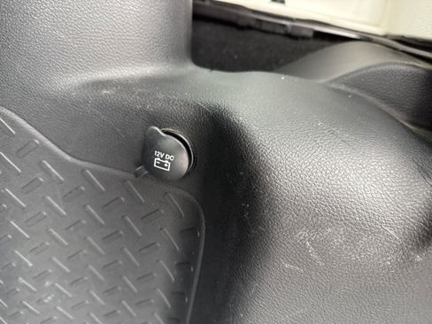 Used 2016 Jeep Wrangler Unlimited Sport image 19