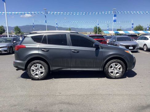 Used 2014 Toyota RAV4 LE AWD/4WD image 7