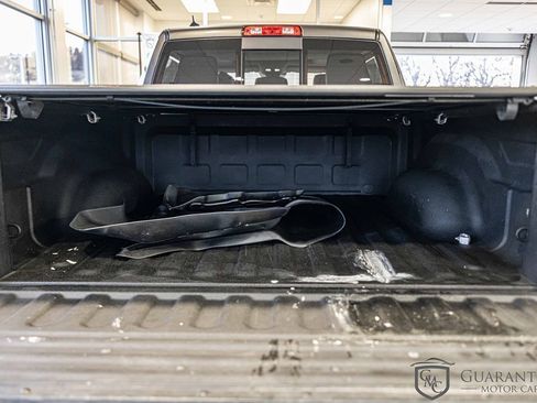 Used 2016 RAM 1500 Laramie w/ Convenience Group image 15