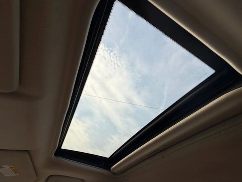 Used 2015 Mitsubishi Outlander SE image 28