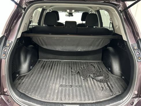 Used 2017 Toyota RAV4 LE w/ All Weather Liner Package AWD/4WD image 21