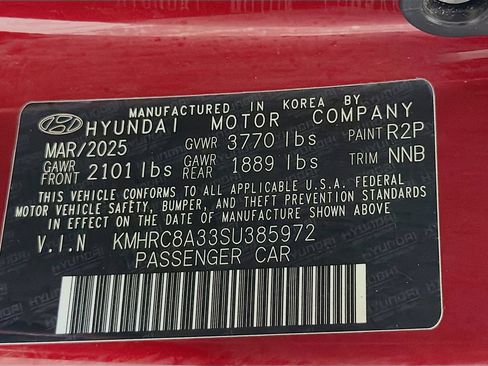 Used 2025 Hyundai Venue SEL FWD image 35