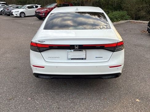 Used 2025 Honda Accord EX-L image 4