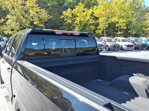 Used 2022 GMC Sierra 1500 Denali image 28