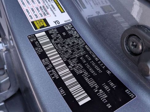 Used 2025 Toyota Corolla Cross LE image 35