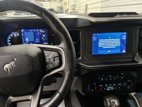 Used 2021 Ford Bronco Outer Banks image 15