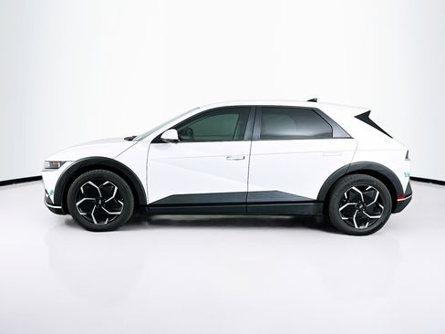 Used 2024 Hyundai Ioniq 5 SEL RWD image 4