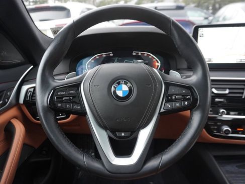 Used 2023 BMW 540i xDrive w/ Premium Package image 53