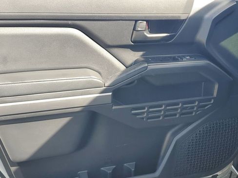 Certified 2024 Toyota Tacoma SR5 image 40