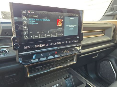 Used 2024 GMC Hummer EV 3X w/ Extreme Off-Road Package AWD/4WD image 55