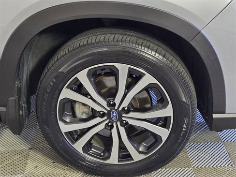 Used 2023 Subaru Forester Limited image 18