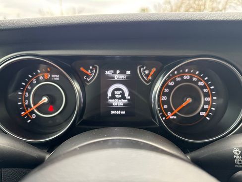 Used 2022 Jeep Wrangler Unlimited Sport image 16