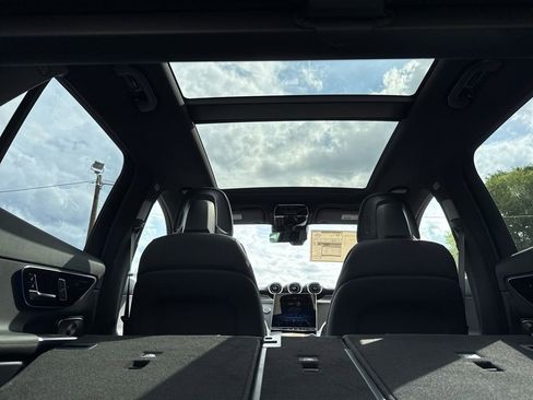 New 2026 Mercedes-Benz GLC 300 4MATIC image 31