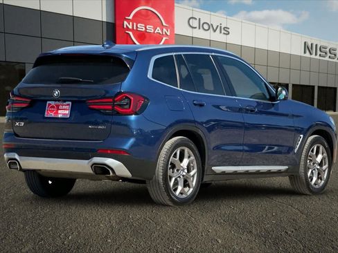 Used 2022 BMW X3 xDrive30i w/ Convenience Package AWD/4WD image 3