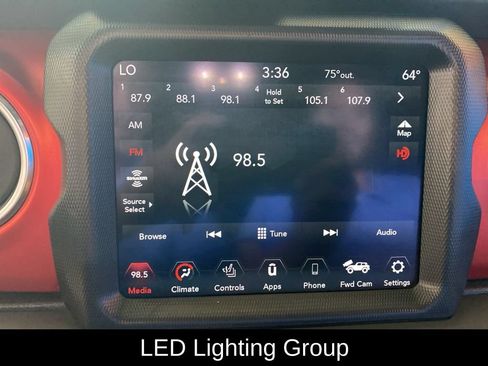 Used 2021 Jeep Wrangler Unlimited Rubicon AWD/4WD image 2