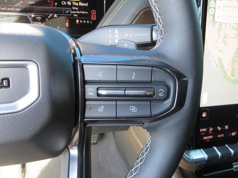 Used 2025 GMC Yukon Denali Ultimate image 20