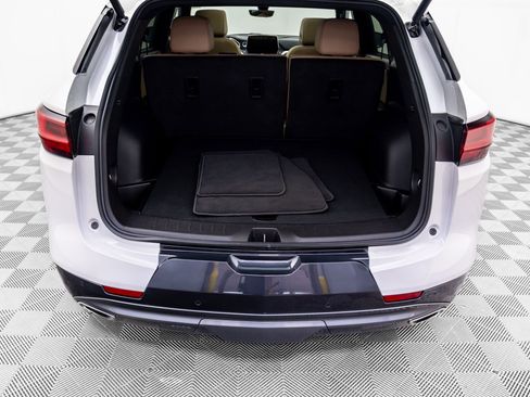 Used 2024 Chevrolet Blazer Premier w/ Driver Confidence II Package image 34