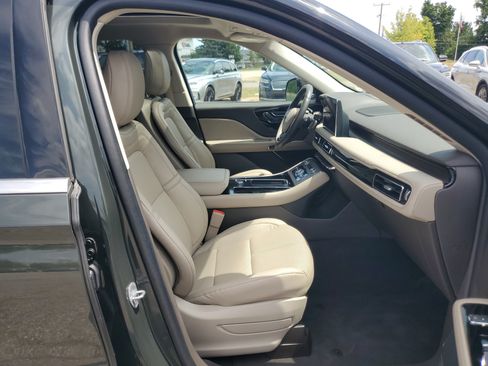 Certified 2023 Lincoln Aviator Reserve w/ Equipment Group 201A AWD/4WD image 9