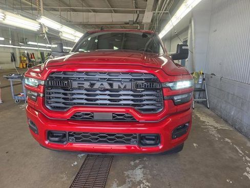 Used 2026 RAM 2500 Big Horn AWD/4WD image 2