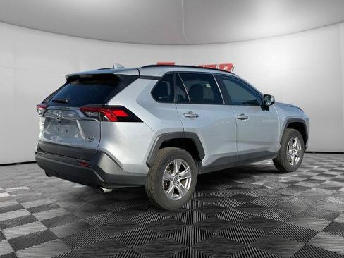 Used 2023 Toyota RAV4 XLE AWD/4WD image 5