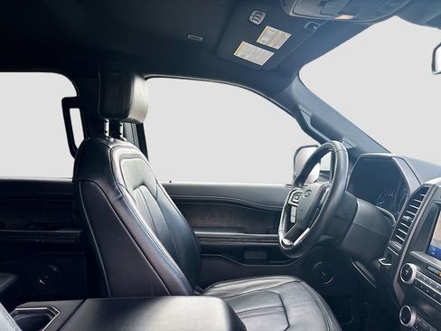 Used 2020 Ford Expedition Limited AWD/4WD image 29