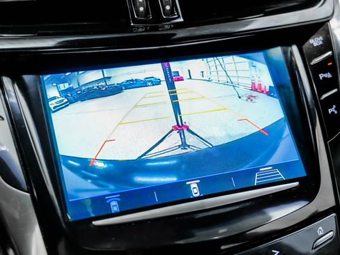 Used 2018 Cadillac CTS V w/ Luxury Package image 31