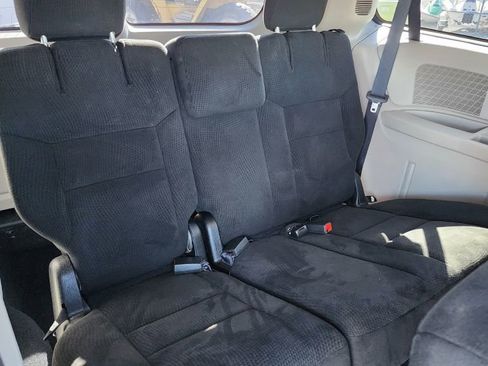 Used 2015 Dodge Grand Caravan American Value Package image 8