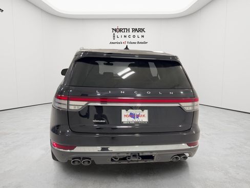 Used 2020 Lincoln Aviator Reserve w/ Equipment Group 202A AWD/4WD image 4