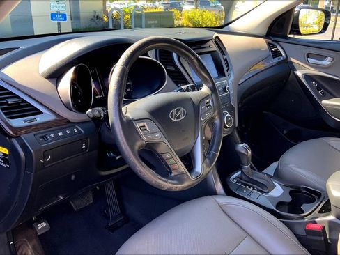 Used 2017 Hyundai Santa Fe Sport image 15