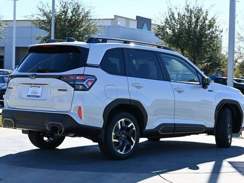 New 2025 Subaru Forester Limited image 3