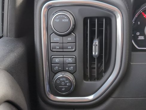 Used 2022 Chevrolet Silverado 2500 LTZ w/ Z71 Off-Road Package image 14