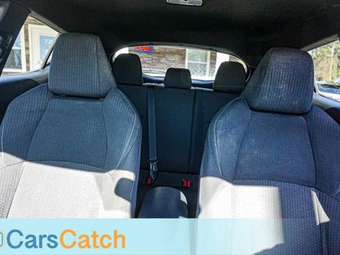 Used 2019 Toyota C-HR LE image 18