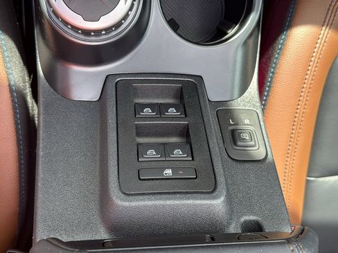 Used 2024 Ford Bronco Outer Banks AWD/4WD image 20