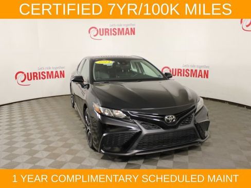 Used 2024 Toyota Camry SE FWD image 11